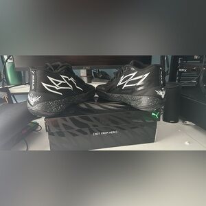 Melos brand new